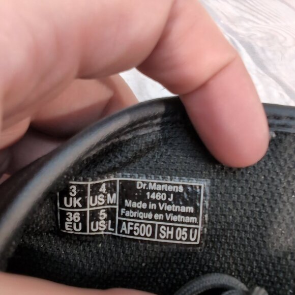 Dr. Martens 1460 Combat Boots Women’s 5 Black Leather Lace-Up Ankle Boots - Picture 4 of 9